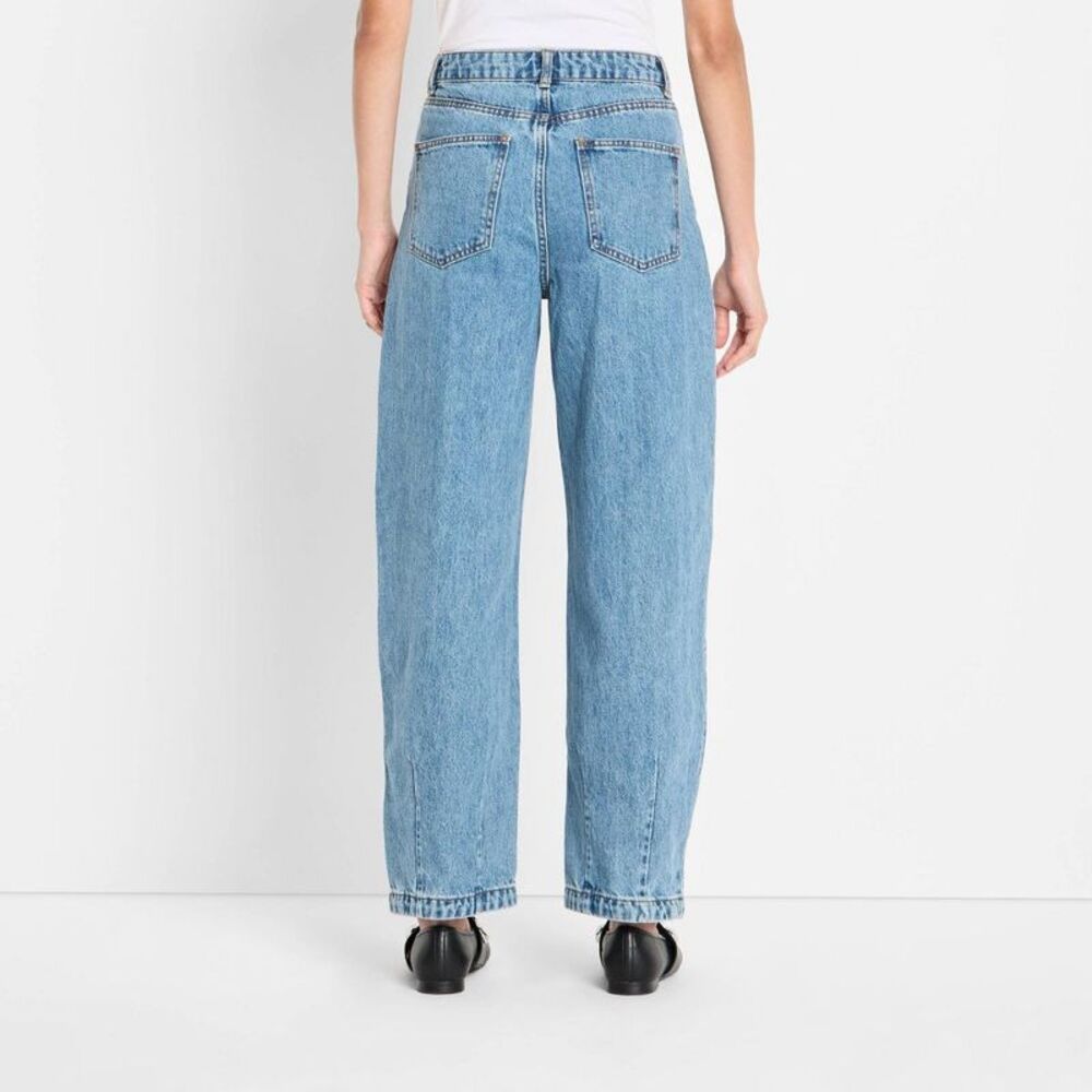 Open Box - Future Collective - Women's Mid-Rise Studded Barrel Leg Jea Blue - Picture 2 of 3